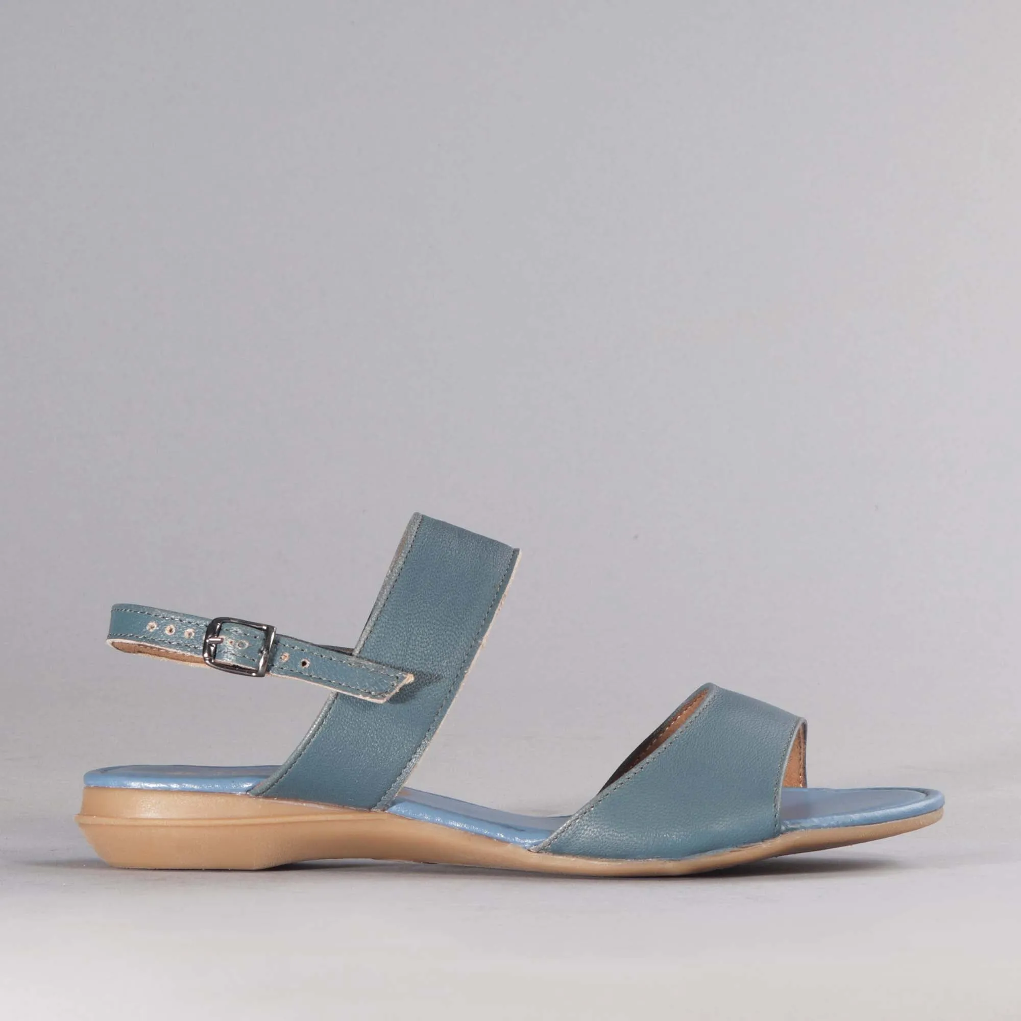 Flat Slingback Sandal in Manager - 12540