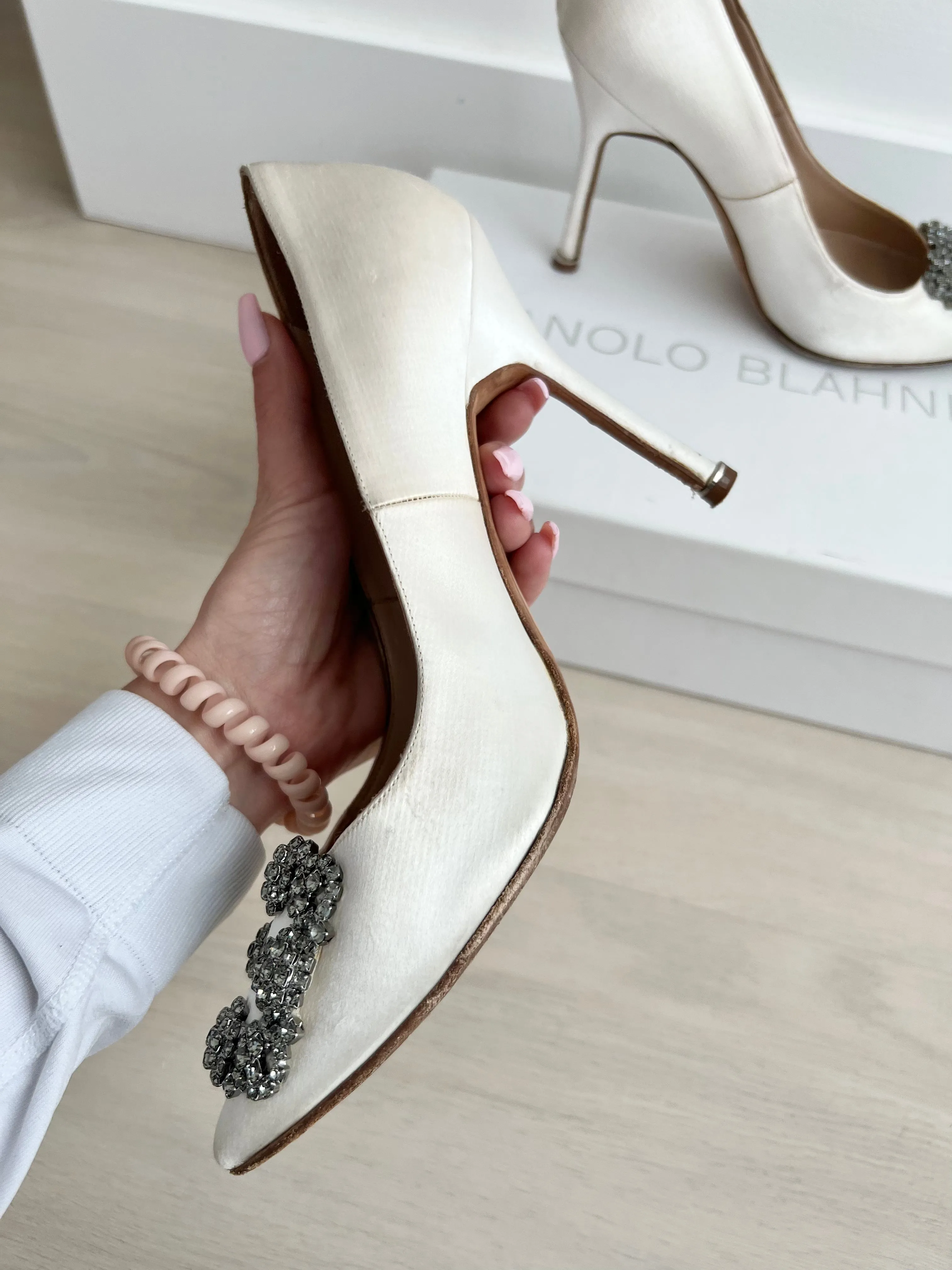 Manolo Blahnik Hangisi Heels