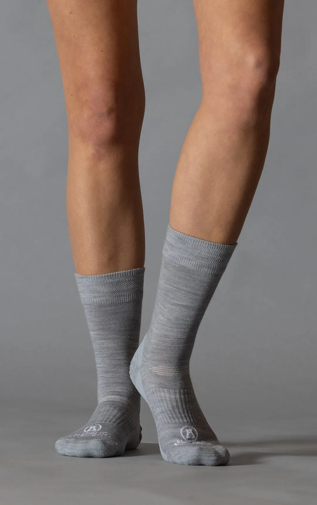 MERINO PERFORMANCE SOCK - MID