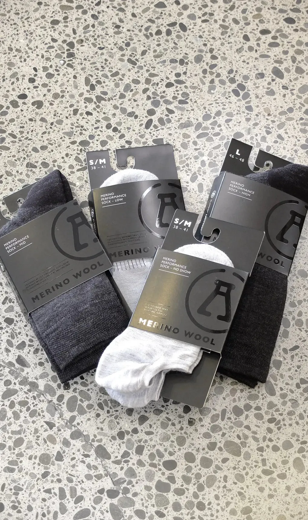 MERINO PERFORMANCE SOCK - MID