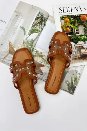 Willow Stud Sandal in Tan